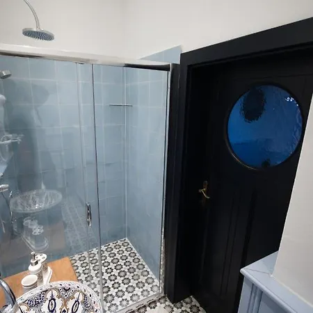 Ister אסטרגום