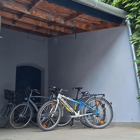 בית נופש Ister אסטרגום